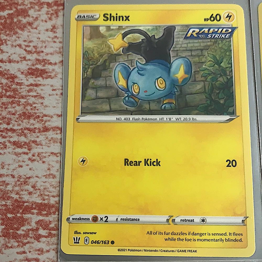 SET OF POKÉMON CARDS